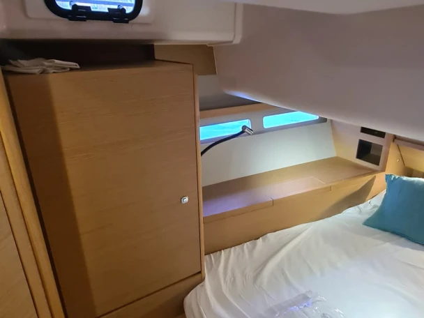 Dufour Dufour 56 Exclusive (Ac in all cabins+Wm+Gen+Bbq) jednotlivci a charterové společnosti v Castellammare del Golfo