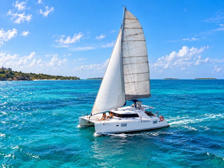 Pronajmout Katamarán se skipperem či ne Custom Made v Cartagena