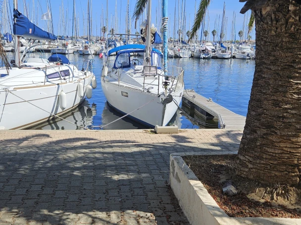 Pronájem lodi Port Leucate lákavé ceny Oceanis 350