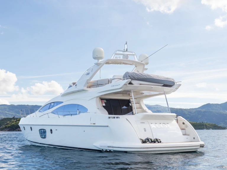 Pronájem lodi Eden Island lákavé ceny Azimut 68 E
