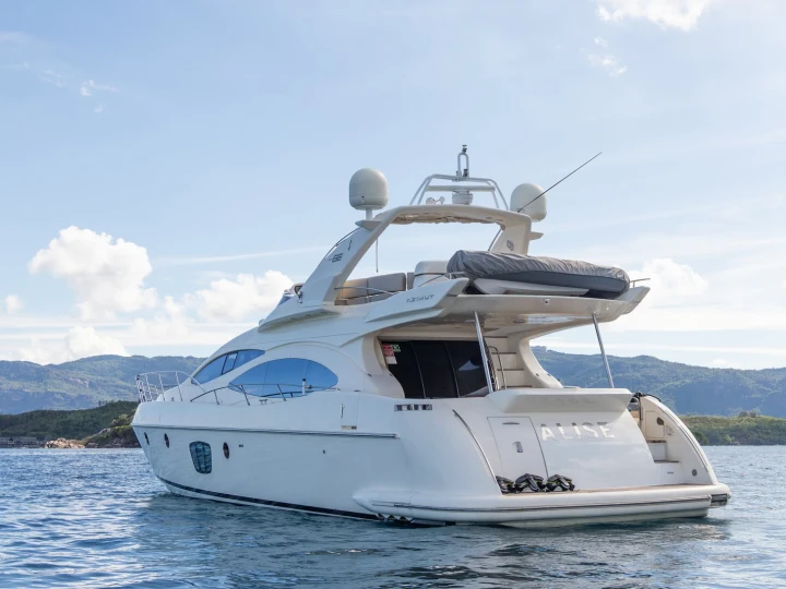 Pronájem Jachta v Eden Island -Azimut Azimut 68 E