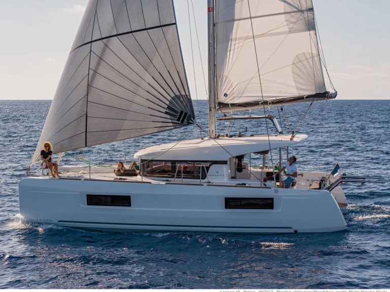 Pronájem Katamarán v Bonifacio -Lagoon Lagoon 40