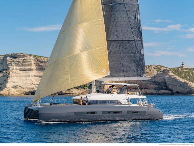Lagoon Lagoon Seventy 7 jednotlivci a charterové společnosti v Ajaccio