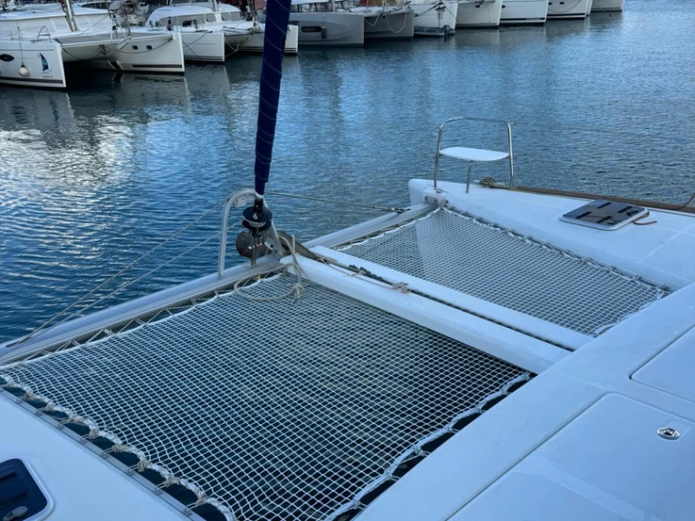 Pronajmout Katamarán se skipperem či ne Lagoon v Le Marin