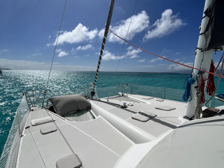 Pronájem lodi Alliaura-Marine privilège 435 v Moorea-Maiao na Samboatu